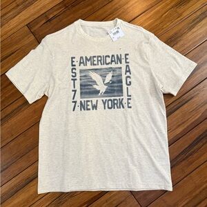 American Eagle Outfitters Men's Beige Graphic Tee